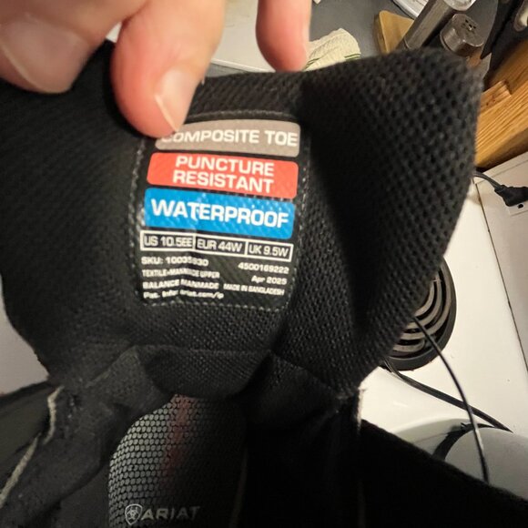 Ariat Work Men's RigTEK Wildcat BOA 8" CSA Waterproof Boots 10.5EE - Picture 2 of 5